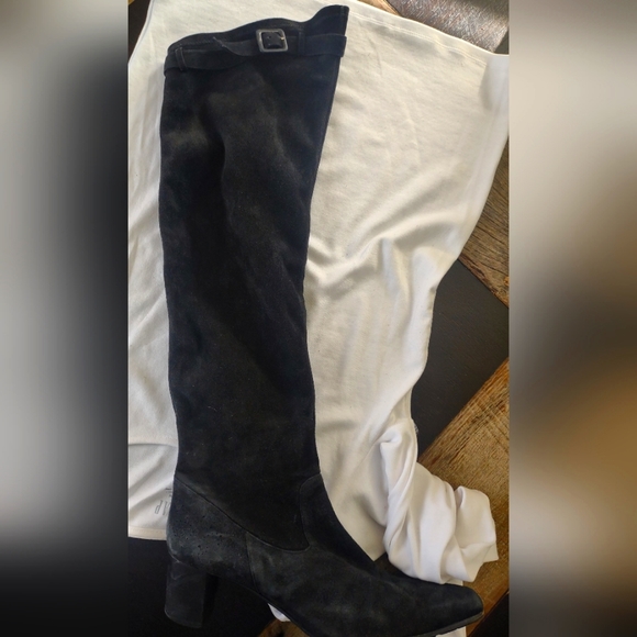 Warren Edwards Black Suede Boots - Picture 2 of 4